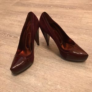 ⚡️SALE⚡️ Jonathan Kelsey Burgundy pumps